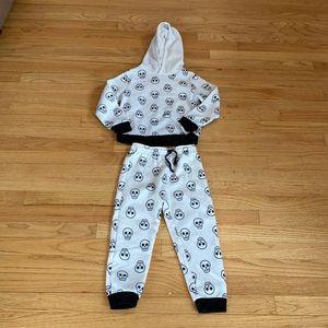 Skeleton sweatsuit
